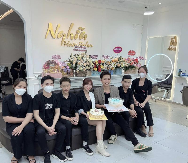 ﻿Nghĩa Hair Salon