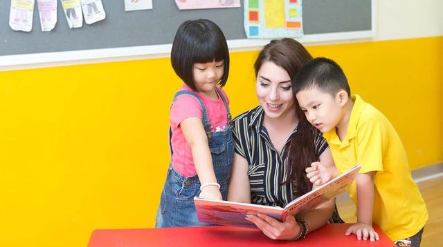 Trung tâm Ngoại ngữ Việt Mỹ Úc