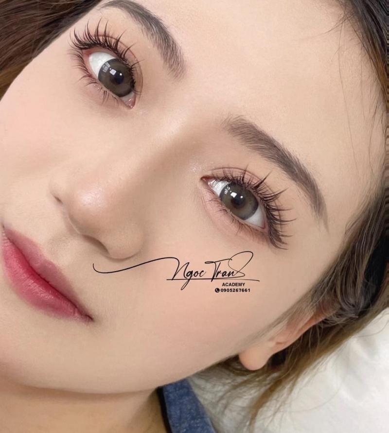 Ngoc's eyelash