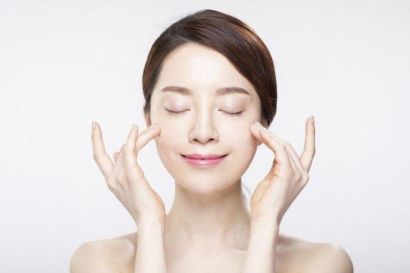 Ngủ đủ giấc giúp đẹp da