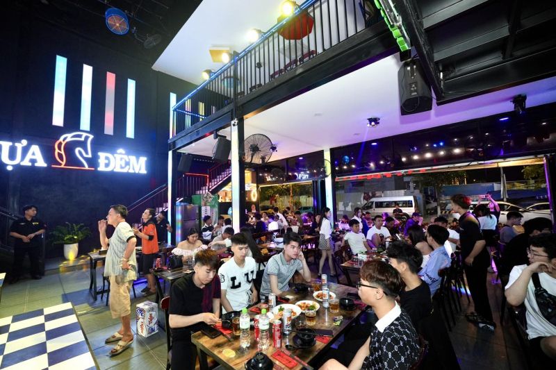 Ngựa Đêm Food & Beer Garden