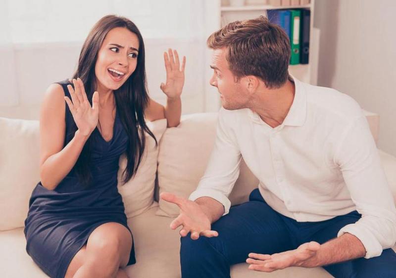 Người ấy luôn coi thường giá trị và những thành tựu của bạn