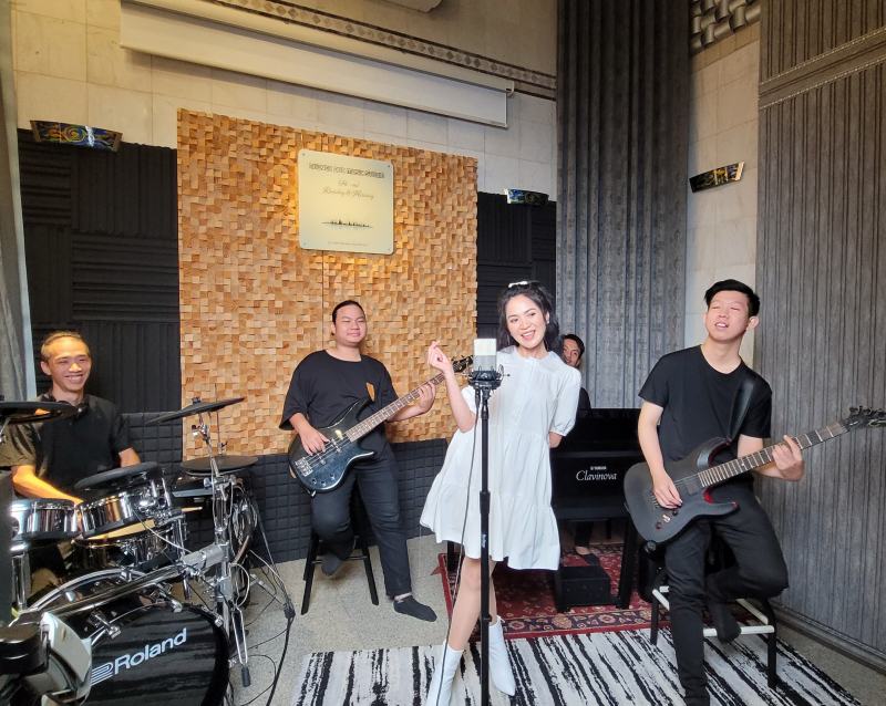 ﻿Nguyễn Đức Music Studio