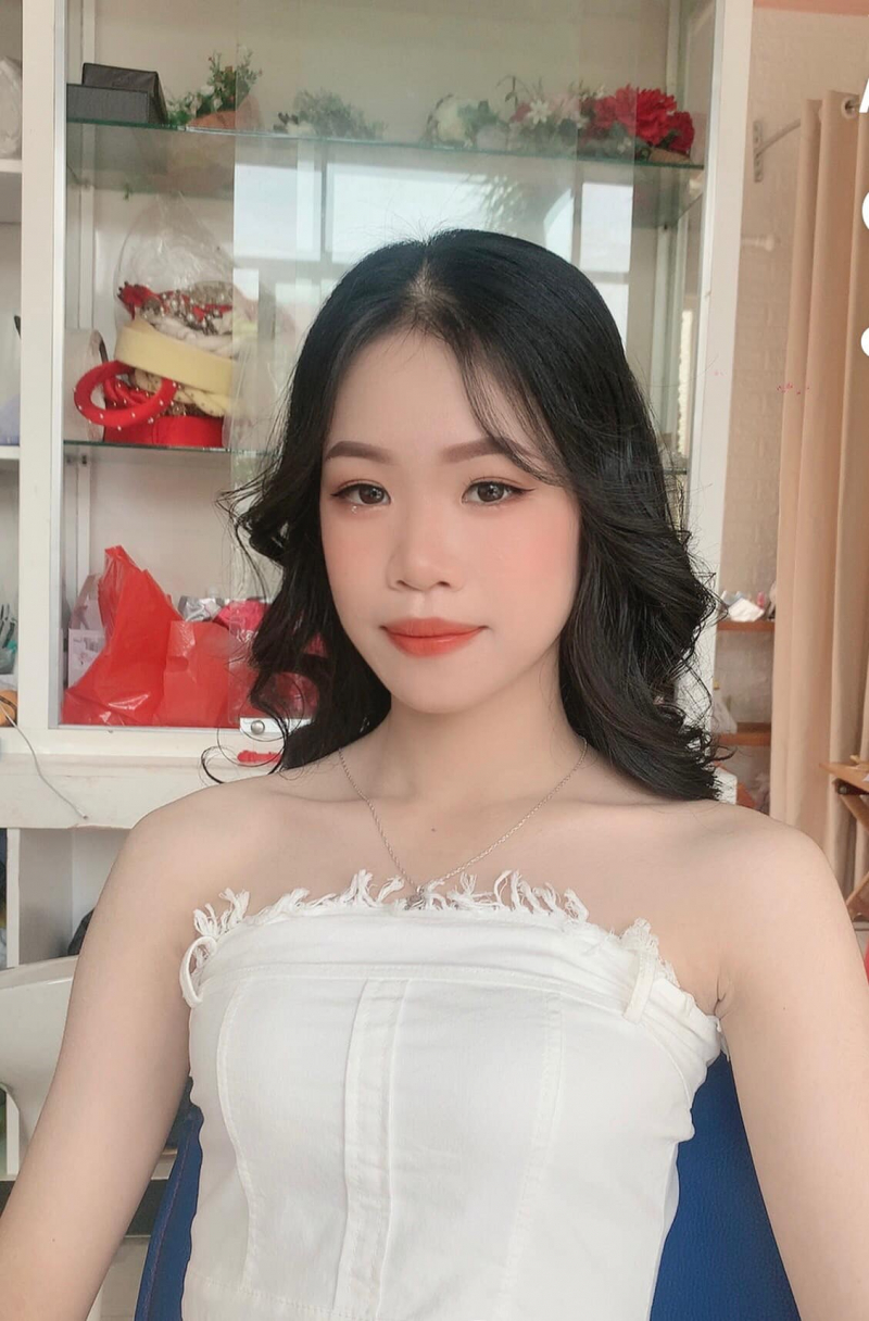 Thanh Pelun Tuyen Make Up