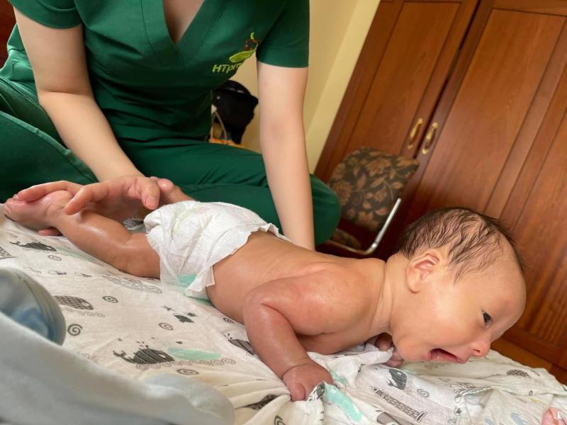 Nhà bảo hộ mẹ và bé H.T