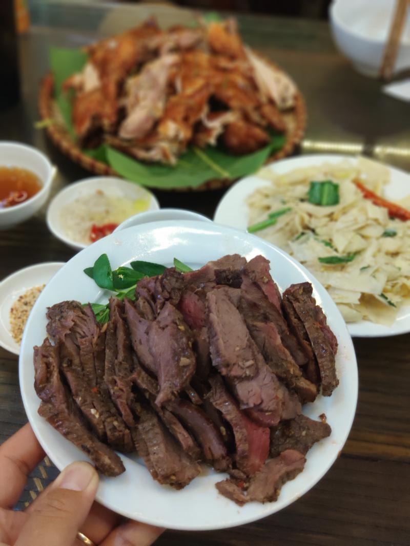 Nhà Hàng 75 - Trâu Tây Bắc