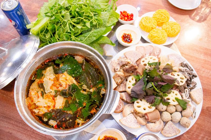 Nhà Hàng Bò Tơ Út Ngân