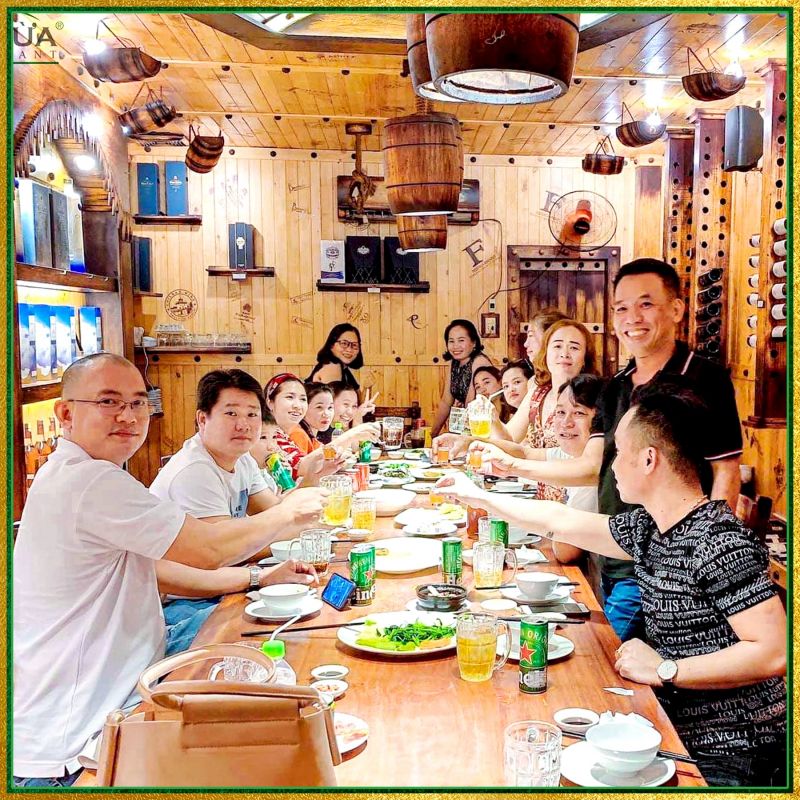 Nhà Hàng Cây Dừa