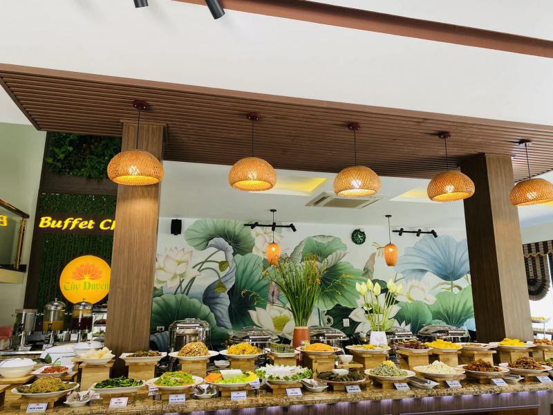 Nhà hàng chay Tùy Duyên