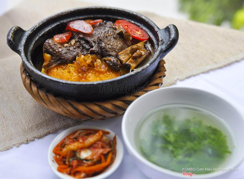 Cơm niêu Singapore Kombo