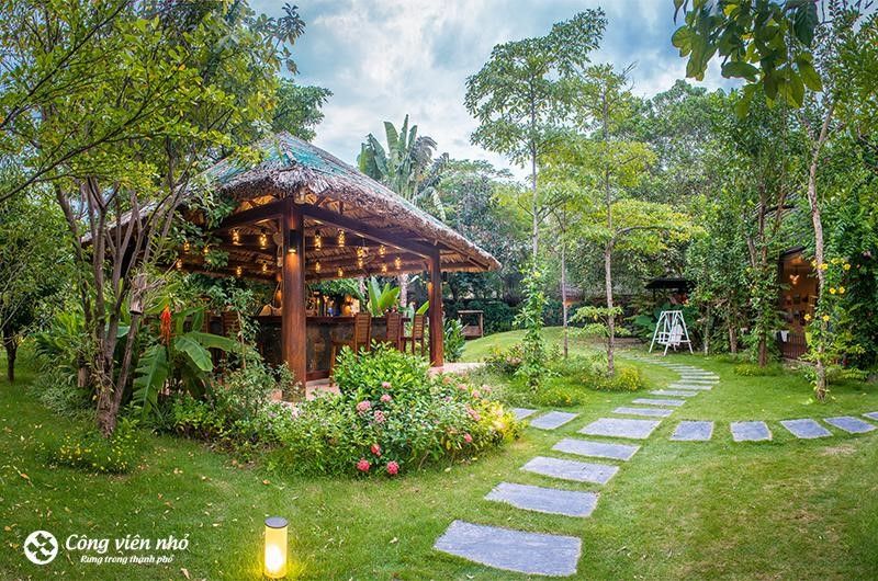 Tổ Hợp Công Viên Nhỏ