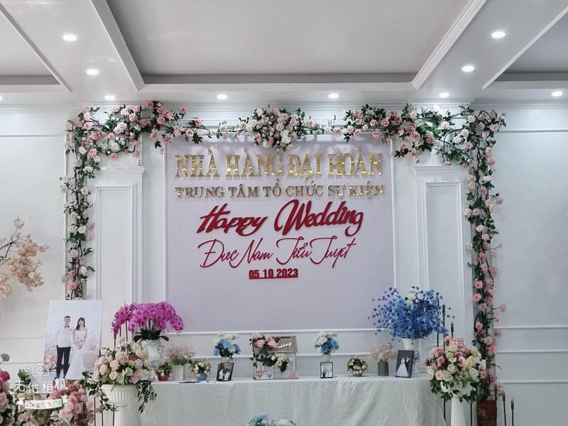 Nhà Hàng Đại Hoàn