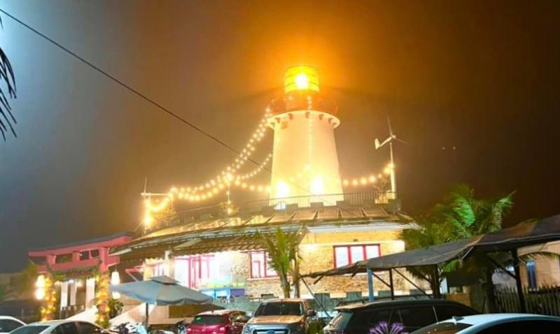 Nhà hàng Hải Đăng Riverlight