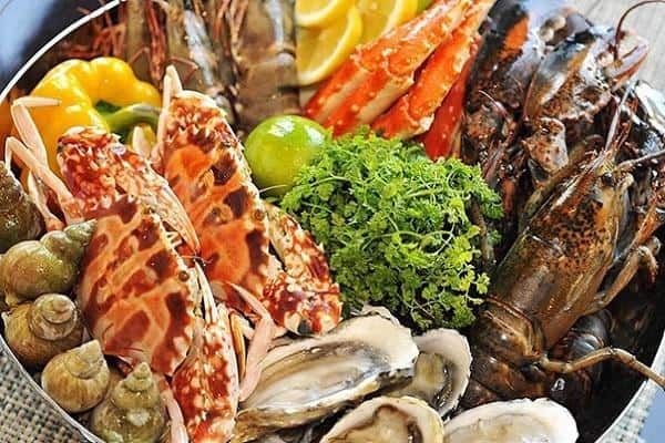 Nhà hàng hải sản Chinh Thuỷ