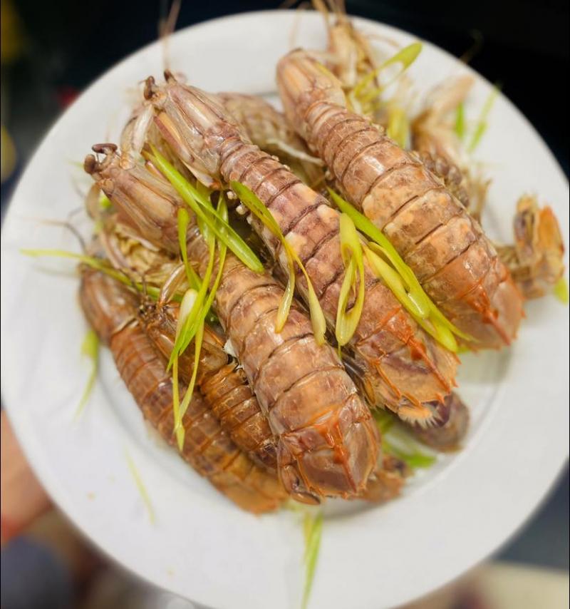 Nhà Hàng Hành Hiệp