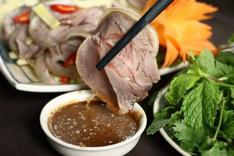 Nhà Hàng Hoàng Giang