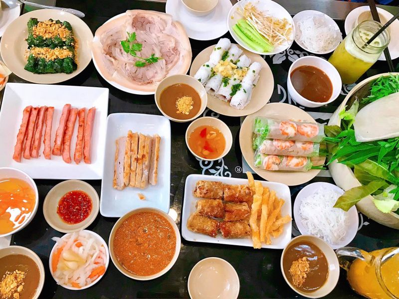 Nhà hàng Hoàng Ty