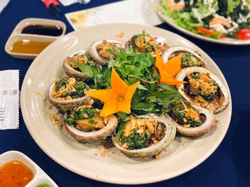 Nhà Hàng Hải Sản Hướng Dương