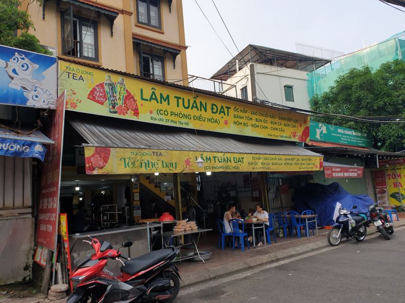 Nhà Hàng Lâm Tuấn Đạt
