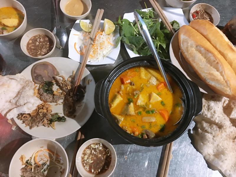 Lẩu dê Vinh