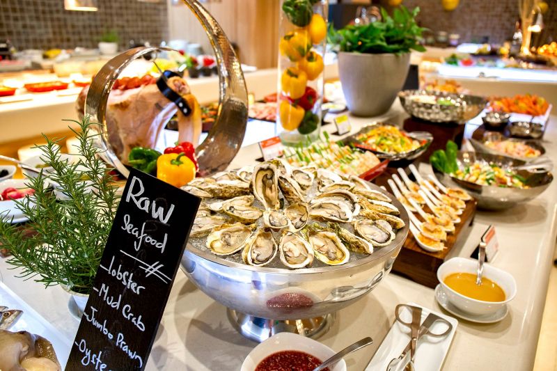 Manja Manja Restaurant - Holiday Inn & Suite Saigon Airport