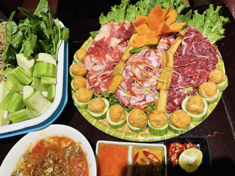 Nhà hàng Mộc