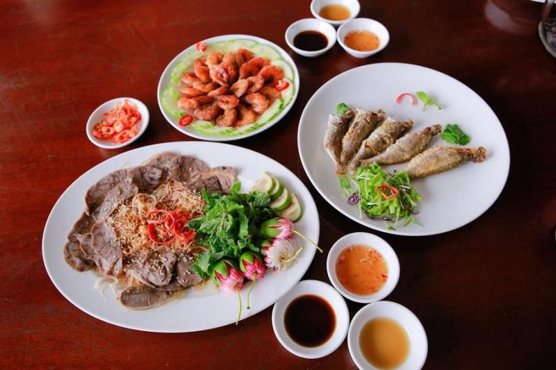 Nhà hàng Nổi TTC