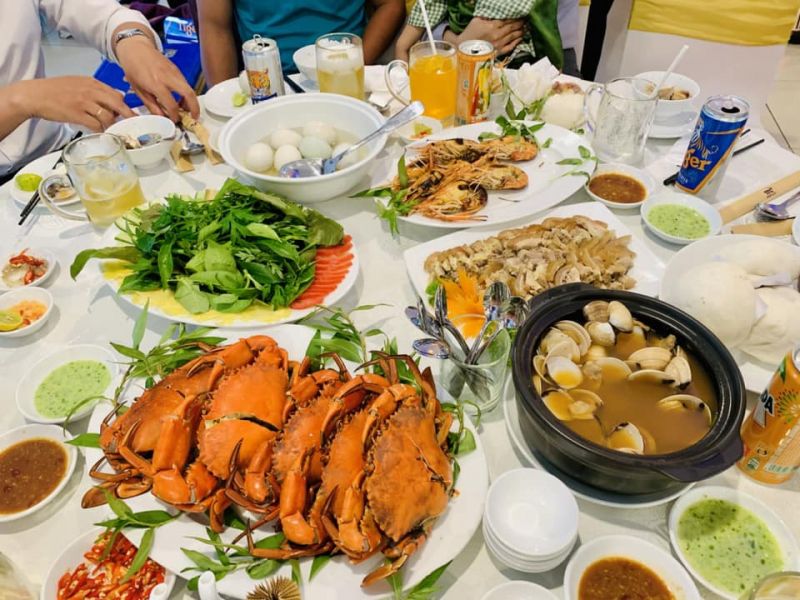 Nhà hàng nổi TTC Bến Tre