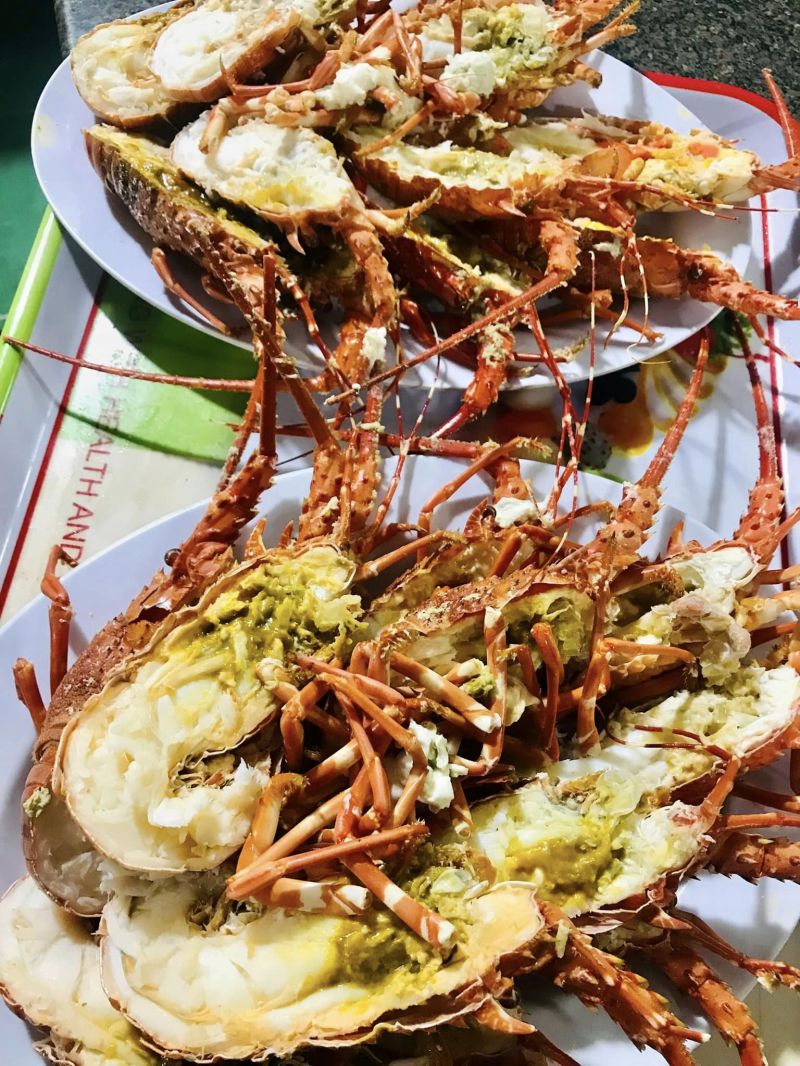 Nhà Hàng Phương Mận