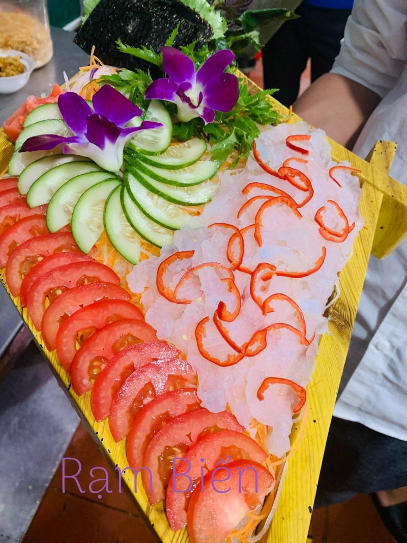 Nhà Hàng Rạm Biển