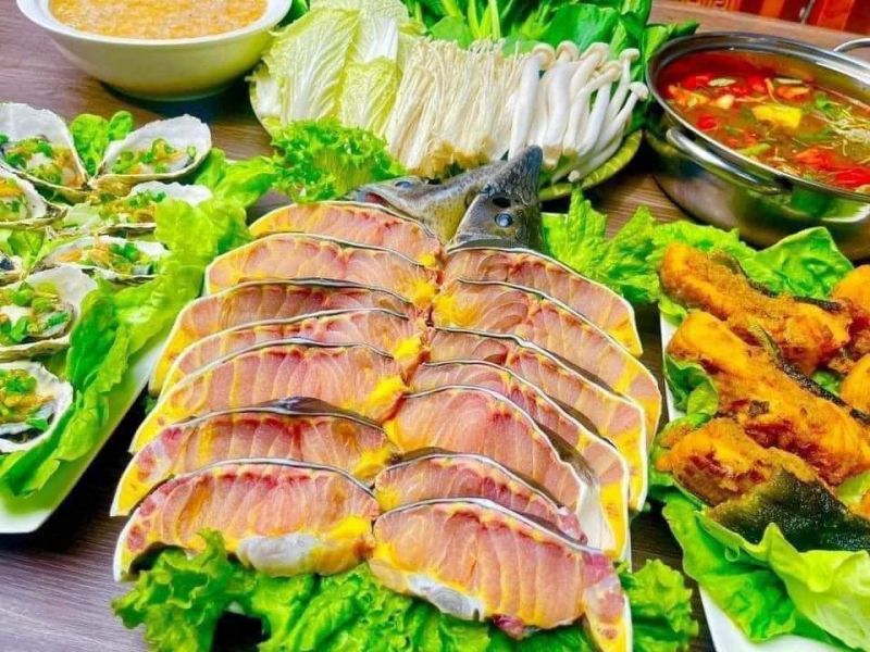 Nhà Hàng Sang Mèo