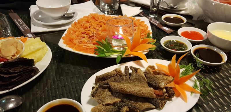 Nhà Hàng Suối Hẹn