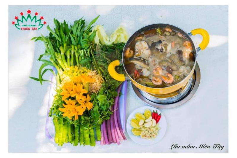 Nhà Hàng Thiên Tân