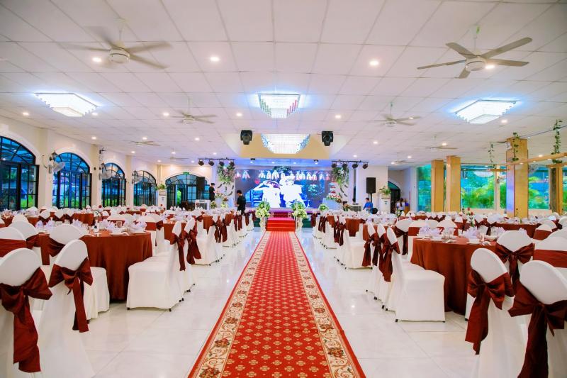 Nhà hàng tiệc cưới Viễn Đông