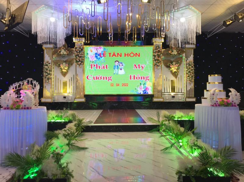 Nhà hàng tiệc cưới Tùng Dương