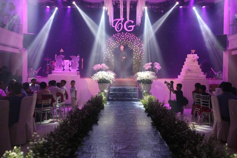 Nhà hàng tiệc cưới White Swan Palace