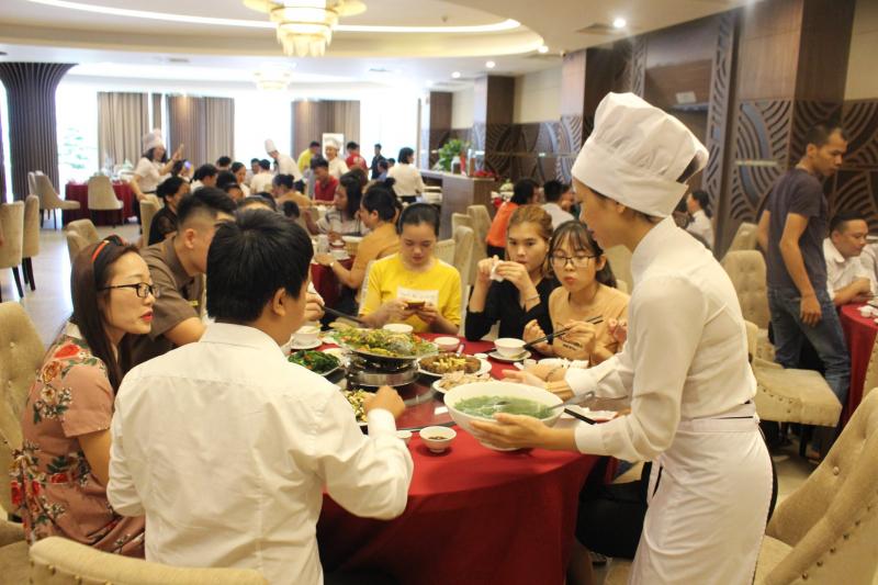 Nhà Hàng Mường Phăng