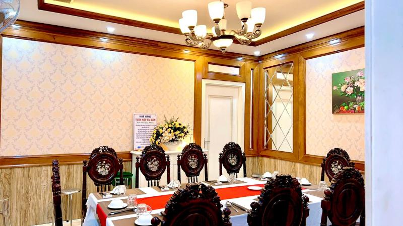 Nhà Hàng Tuấn Mập Sài Gòn