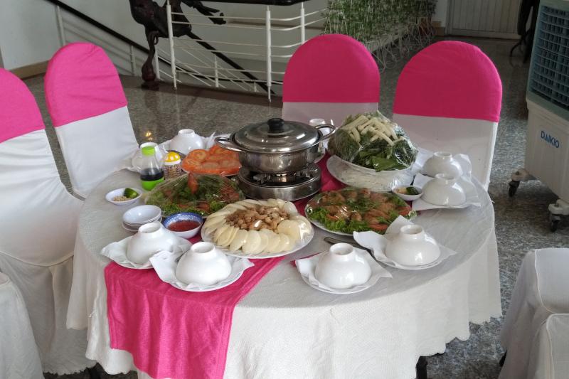 Nhà Hàng Tuấn Ngọc