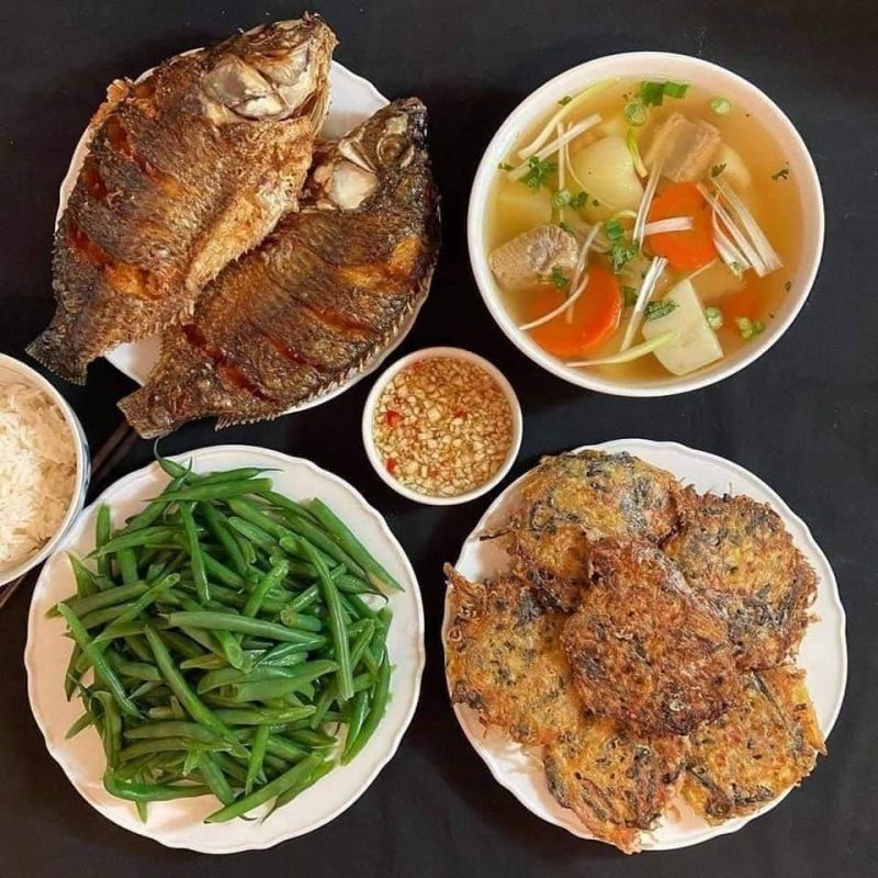 Nhà Hàng Tùng Phong Lâm