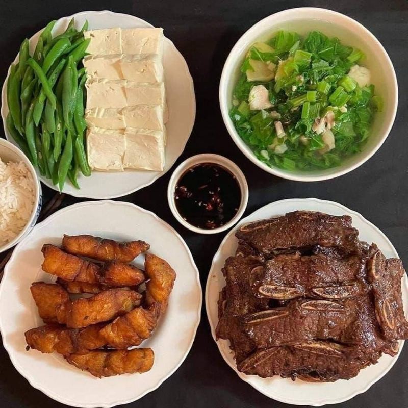 Nhà Hàng Tùng Phong Lâm