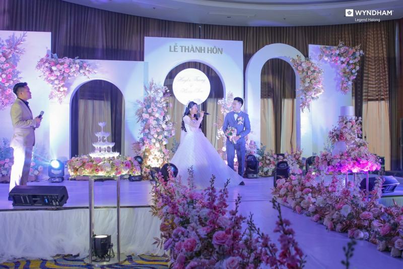 Nhà hàng Wyndham Legend Halong