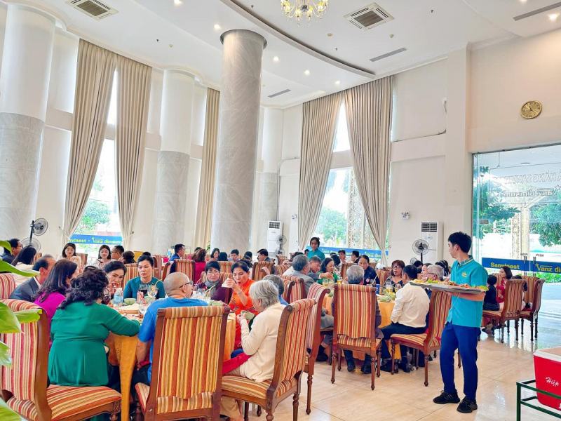 Nhà hàng Yến sào Sanvinest