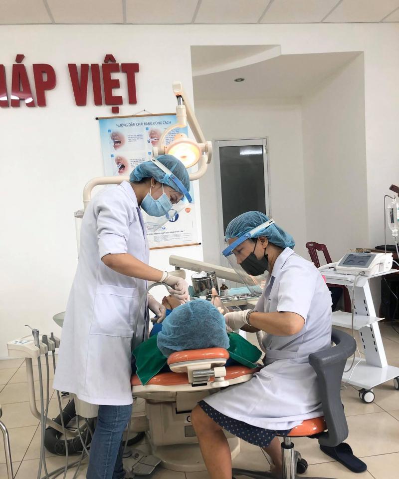 Nha khoa Pháp Việt - Huế