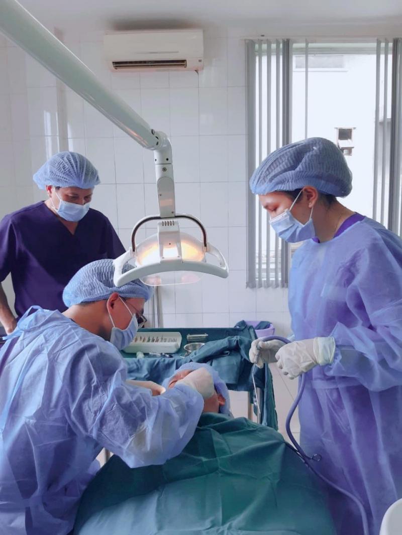 Nha Khoa Phú Hoàn Mỹ TP Huế