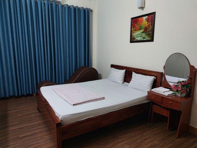 Khách sạn Nguyệt Anh