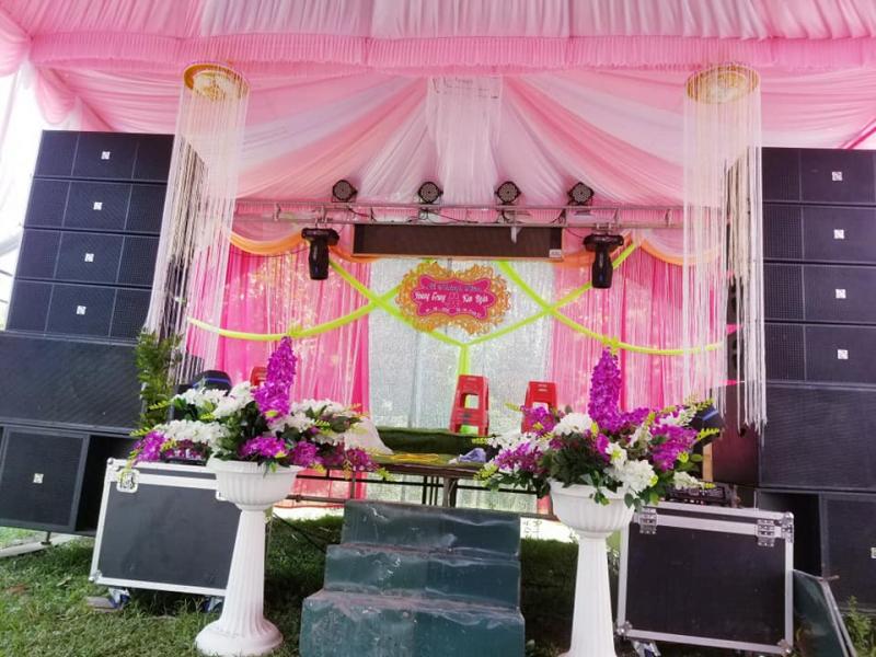 Nhà Rạp Hoàng Linh