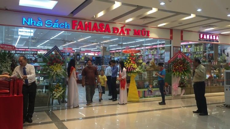 Nhà sác﻿h Fahasa Đât Mũi