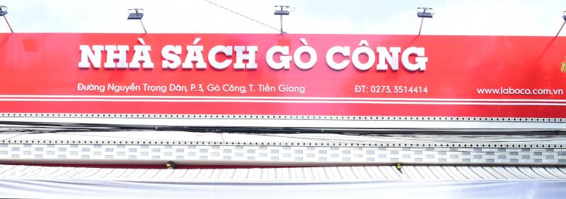 Nhà sách Gò Công với không gian rộng rãi, đội ngũ nhân viên dễ mến