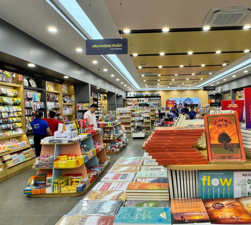 Nhà sách Phương Nam